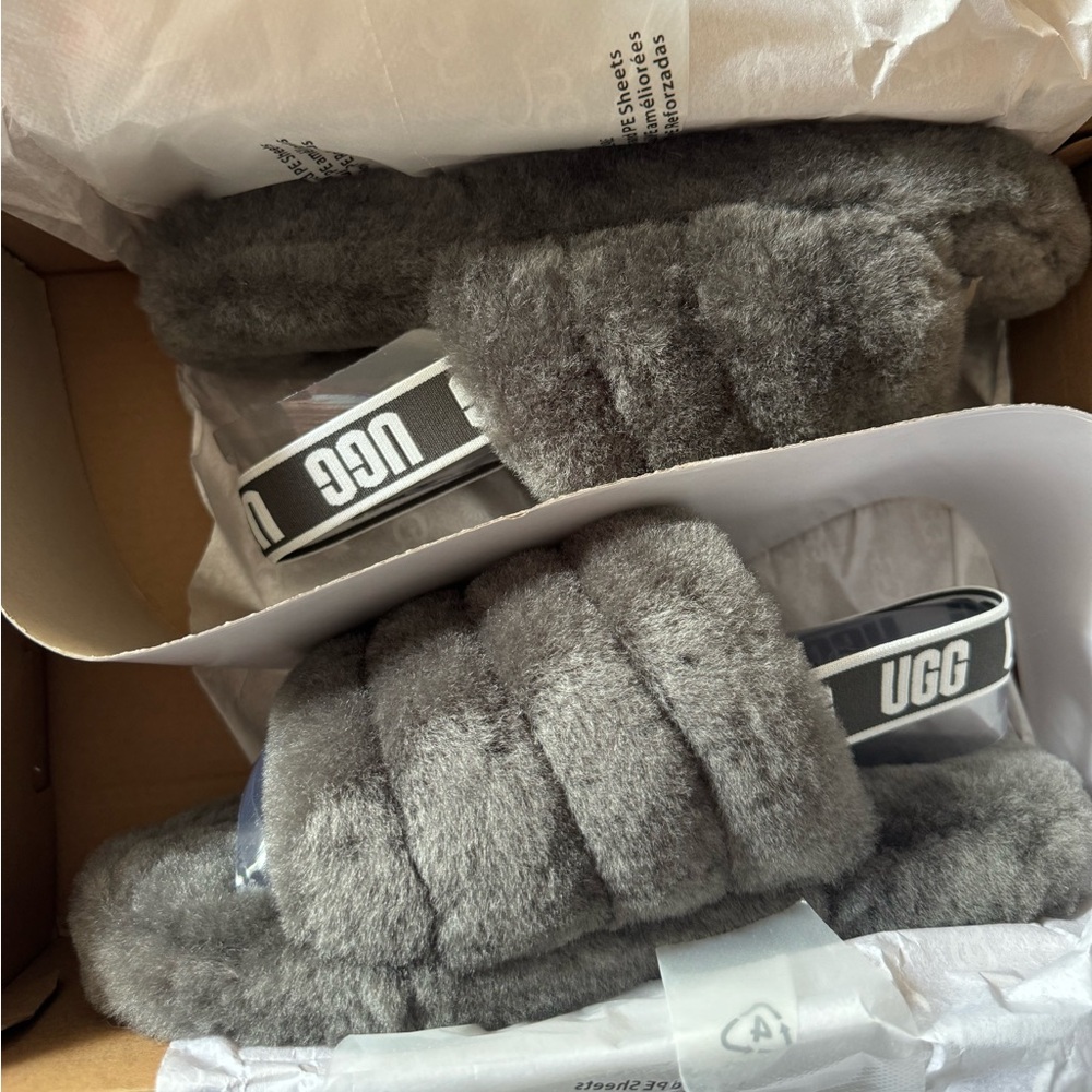 UGG fluff yeah slide